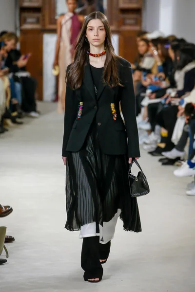 Look 41